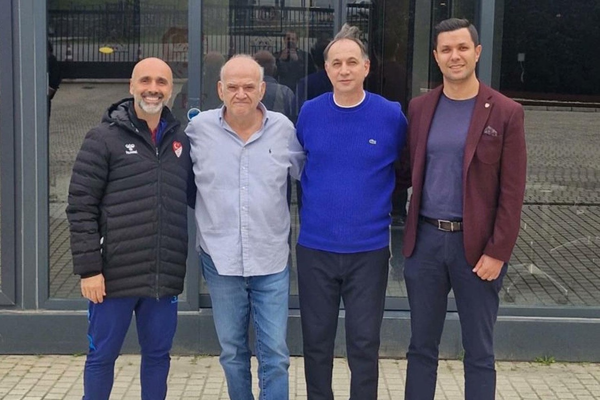 Ortalığı karıştıran görüntü! Ahmet Çakar ile Ferhat Gündoğdu aynı karede