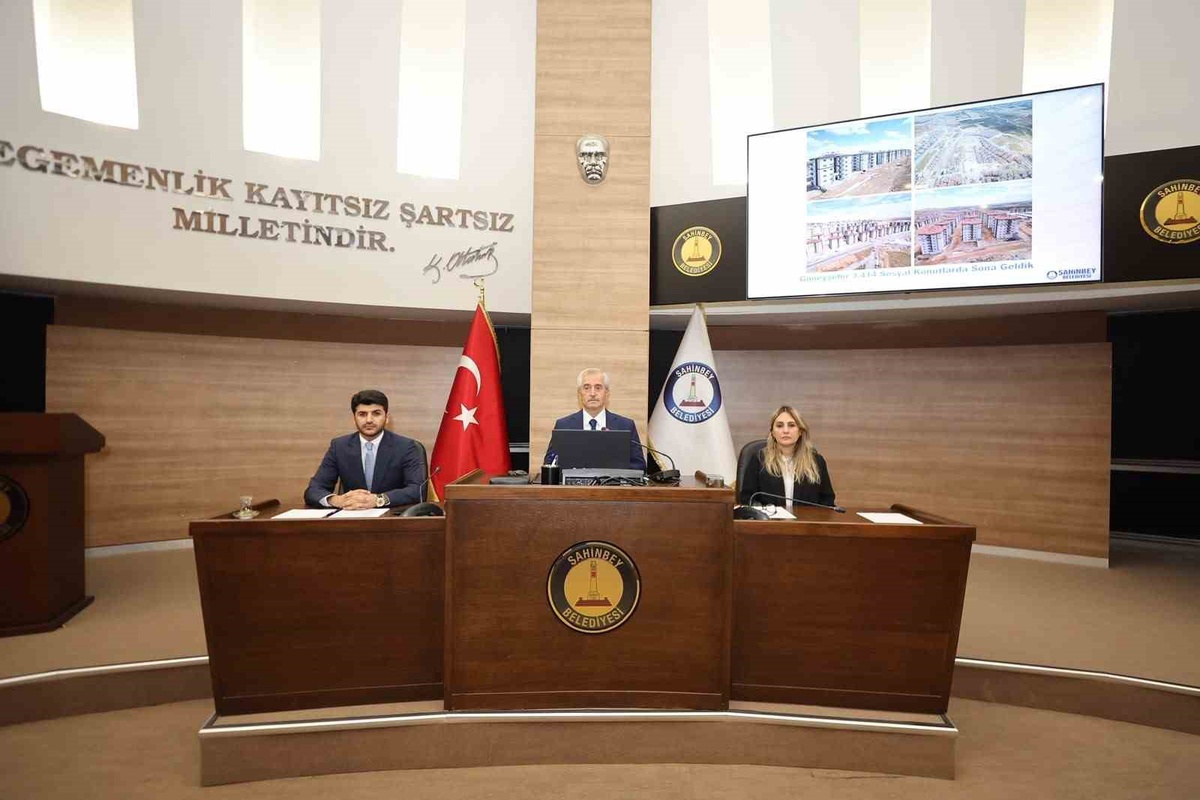 Şahinbey Belediyesi ekim ayı ilk oturumunda encümen ve komisyon üyeleri seçildi