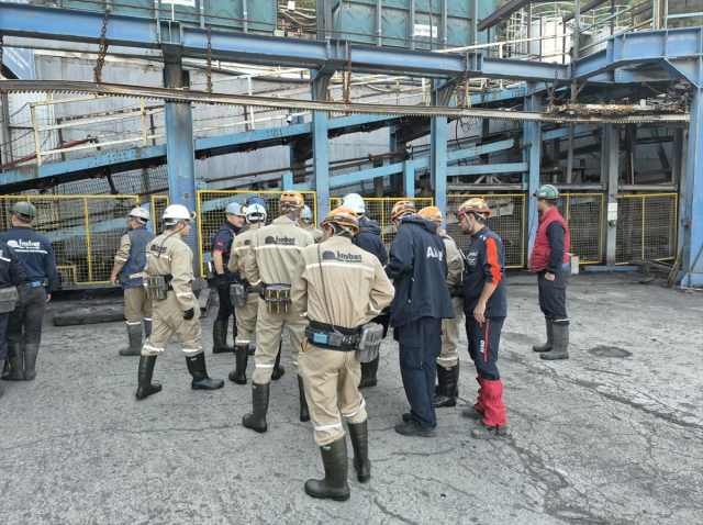 Soma'da g&ouml;&ccedil;&uuml;k yaşanan maden ocağında can kaybı y&uuml;kseldi