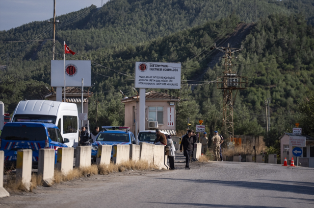 Soma'da g&ouml;&ccedil;&uuml;k yaşanan maden ocağında can kaybı y&uuml;kseldi
