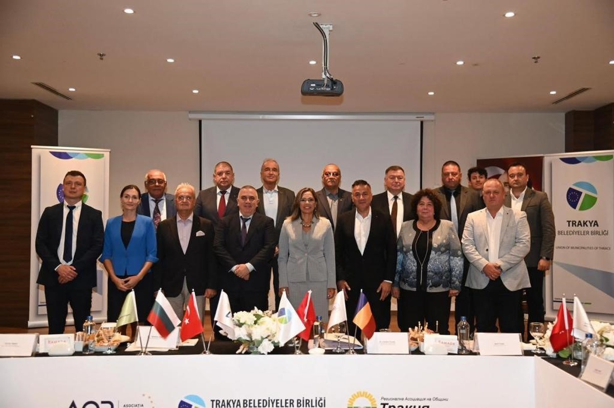 Tekirdağ\'da buluşan Trakya ve Balkan belediyeleri ortak projelerde anlaştı