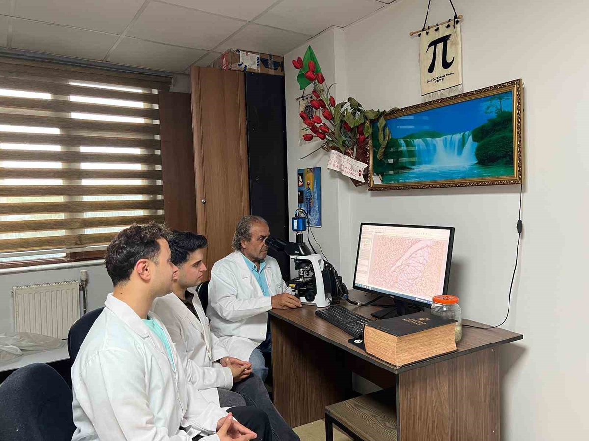 Atatürk Üniversiteli İslam, nörobilimde iki birincilik ve bir ikincilik kazandı