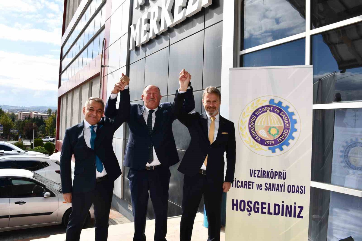 Vezirköprü TSO\'da seçimi Dursun Atak kazandı, sarı liste 3 grupta birinci oldu