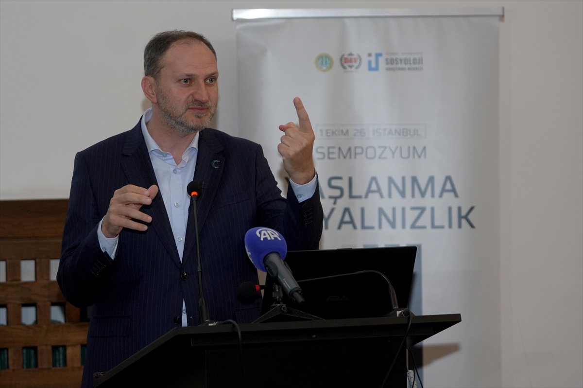 Yaşlanma ve Yalnızlık Sempozyumu başladı, 1 milyondan fazla yaşlı tek başına yaşıyor