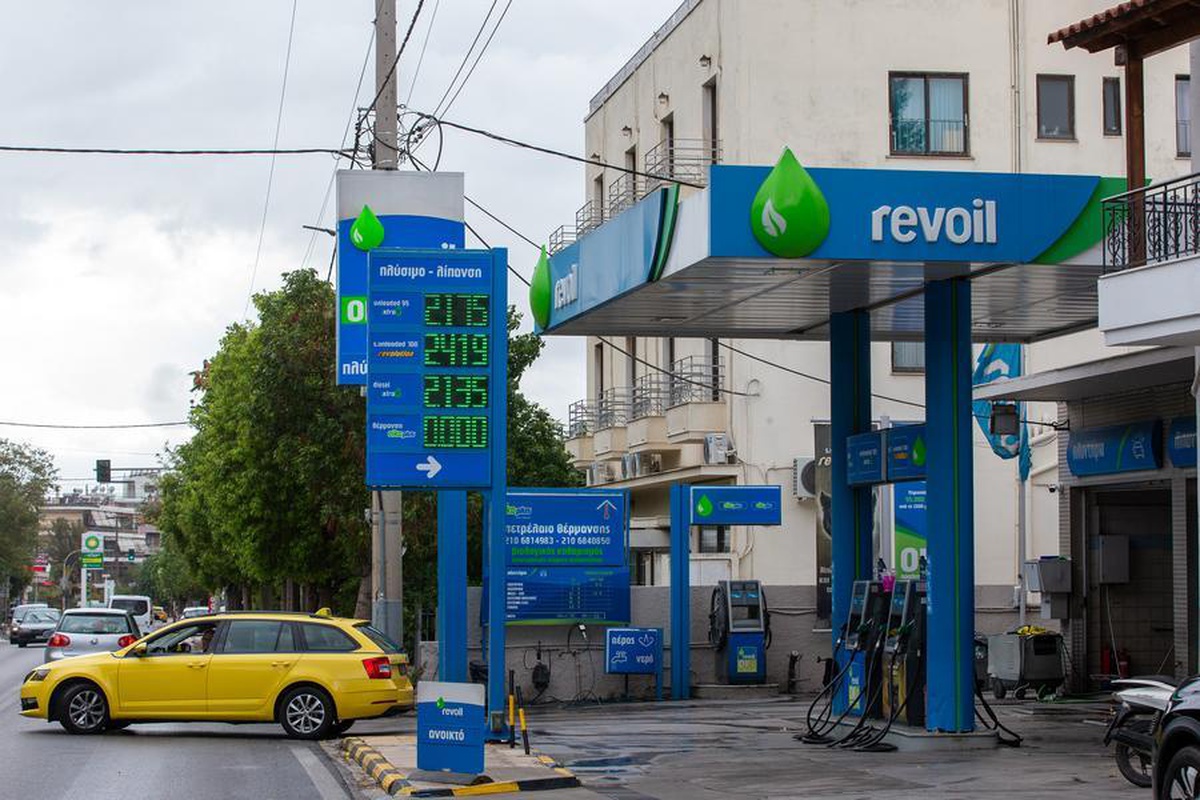 Yunanistan Başbakanı Miçotakis, ekimin ilk 15 günü dizel desteğini 15 sente çıkaracak