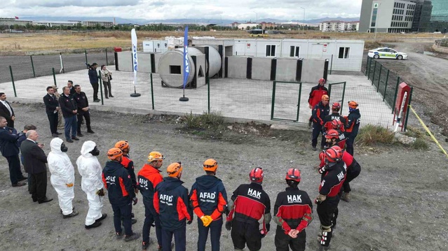 Ağrı'da Afet Eğitim Parkuru açıldı, 10 yeni akredite ekip kurulacak