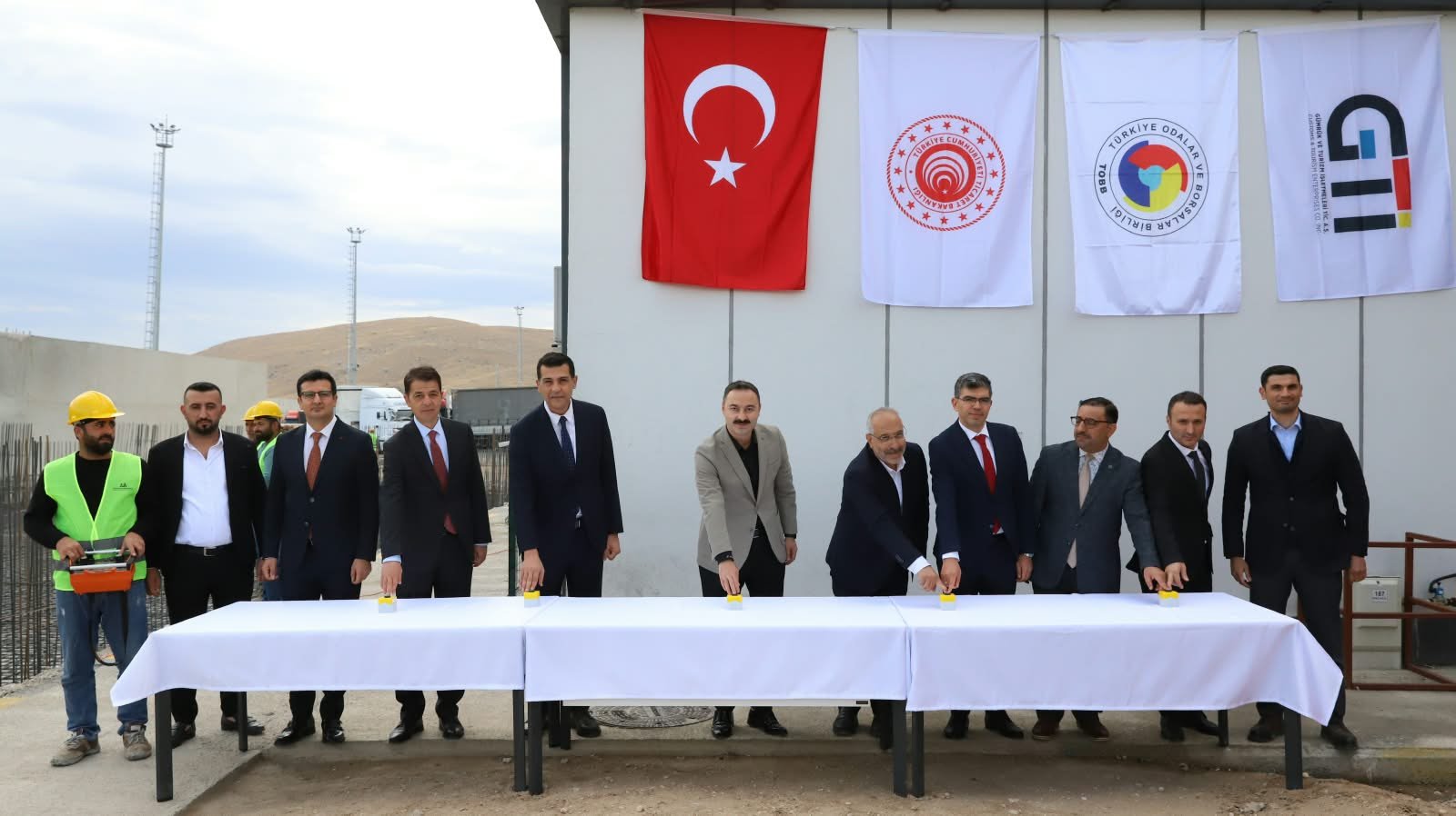 <a class='keyword-sd' href='/agri/' title='Ağrı'>Ağrı</a> Gürbulak'ta yarı sabit X-RAY temeli atıldı, 2 ayda hizmete alınması planlanıyor