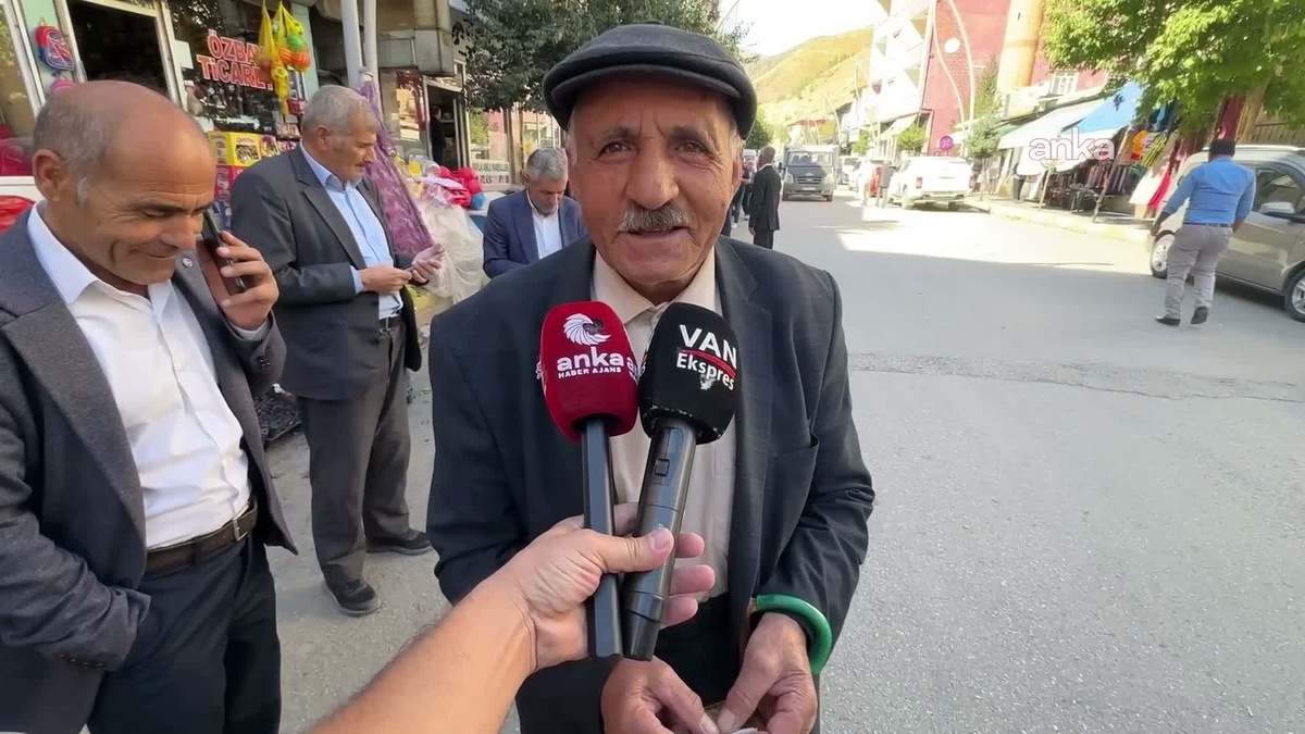 Van Çatak\'ta AK Partili Hayta, 22 bin lira maaşla geçinemediğini söyledi