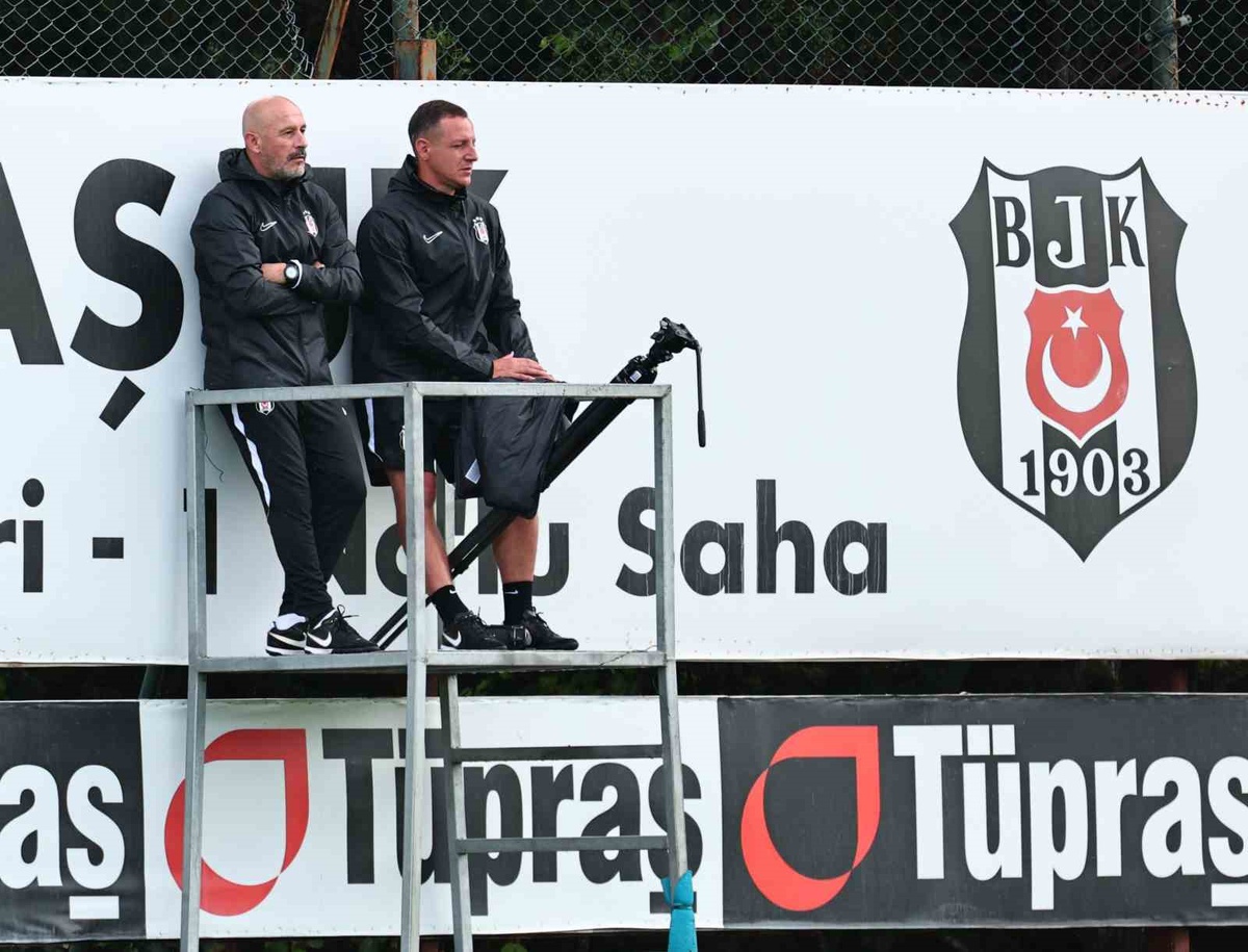 Beşiktaş, Kocaelispor maçının hazırlık antrenmanını U19 maçıyla bitirdi