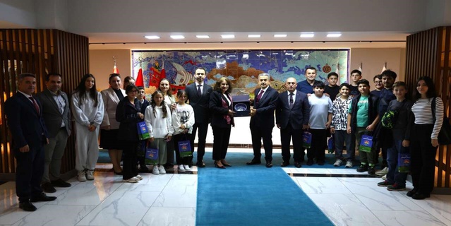 Beykozlu öğrenciler Şırnak'ta TPAO sahasında petrol sürecini inceledi