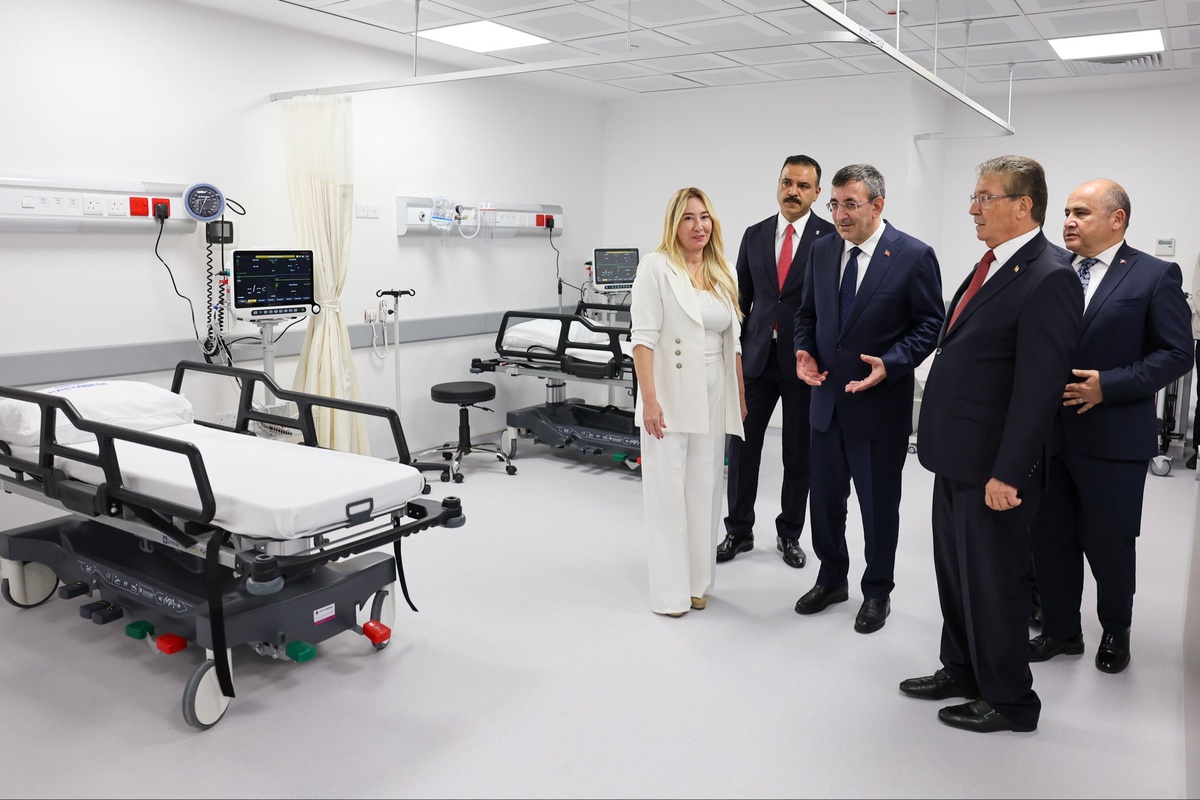 KKTC\'de Girne ve Güzelyurt Devlet Hastaneleri, Yılmaz\'ın katıldığı törenle açıldı