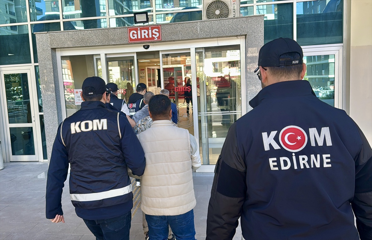 Edirne\'de tefecilik iddiasıyla ev ve tarım aletlerine el koyan 4 zanlı gözaltına alındı