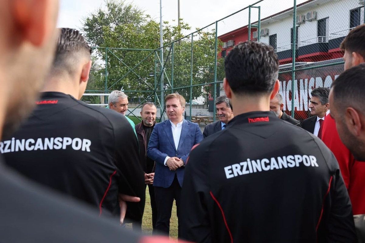 Erzincan Valisi Aydoğdu ve Başkan Aksun Erzincanspor tesislerini ziyaret etti
