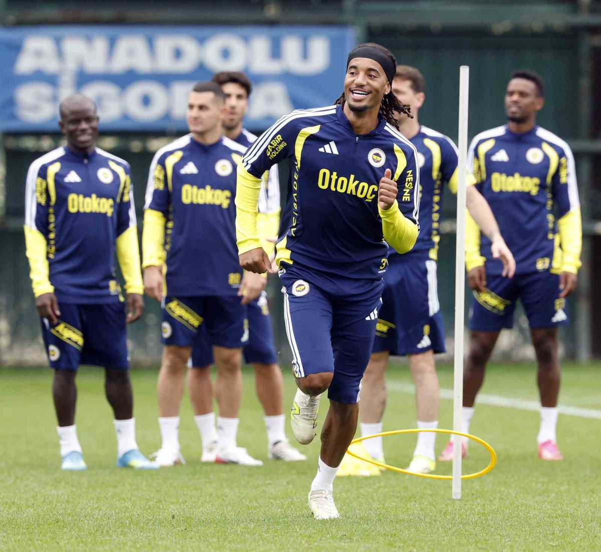 Fenerbahçe, Rizespor maçı öncesi yarın Azerbaycan\'da Turan Tovuz ile oynayacak