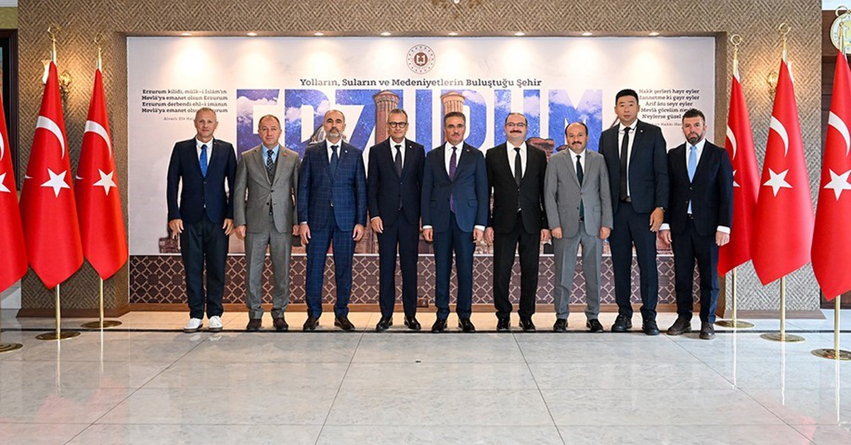 ETÜ Rektörü Çakmak, FISU heyetiyle 2029 Dünya Üniversiteler Kış Oyunları için görüştü