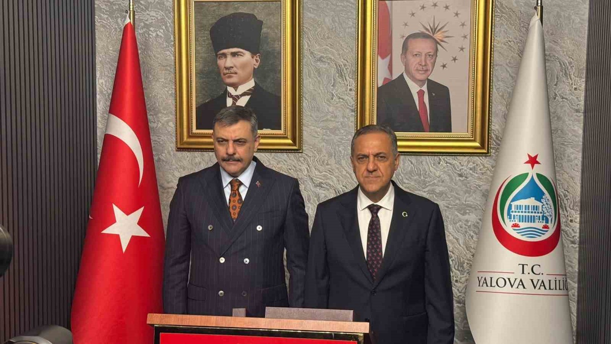İçişleri Bakanı Çiftçi, Yalova Valiliği ziyareti sonrası Emniyet\'teki törene geçecek