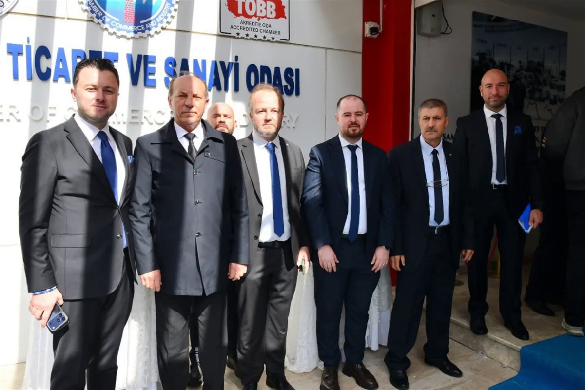 İpsala\'da diyaliz ünitesindeki makine sayısı Müezzinoğlu\'nun bağışıyla 5\'e ulaştı