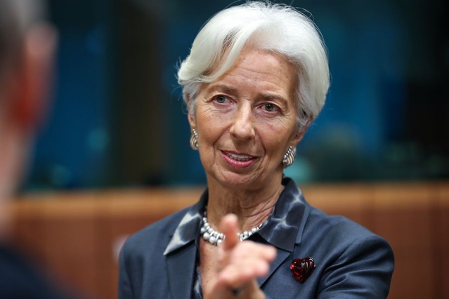 Lagarde, yapay zekanın finans sektöründe üç temel risk oluşturduğu uyarısında bulundu