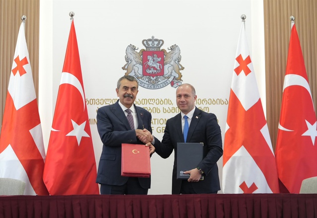 Türkiye ile Gürcistan arasında eğitim işbirliği anlaşması Tiflis'te imzalandı