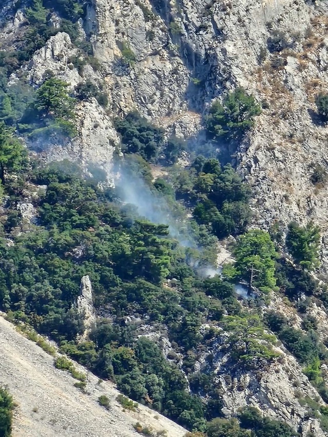 Muğla Ula Sakar'da makilik alanda çıkan yangın büyümeden kontrol altına alındı
