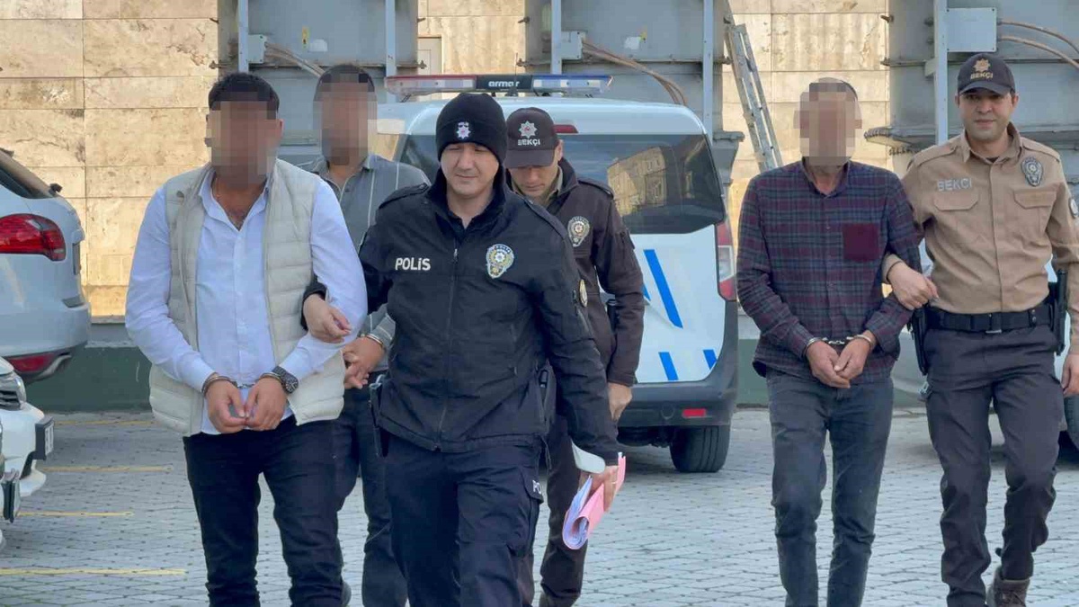 Samsun\'da polise direnen 3 şüpheli adli kontrolle serbest kaldı, 3 polis yaralandı