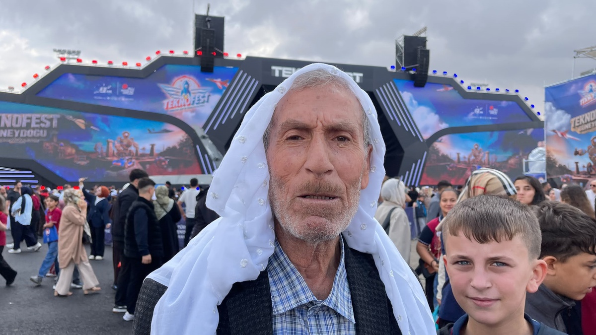 Şanlıurfa\'daki TEKNOFEST Güneydoğu\'da ziyaretçiler yerli savunma ürünlerini inceledi