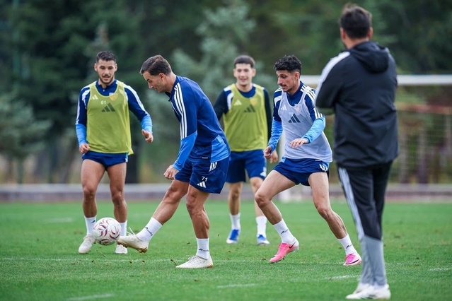 TFF 1. Lig lideri Kayserispor, Konyaspor ile hazırlık maçına eksik kadroyla çıkacak