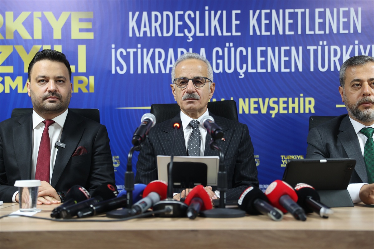 Ulaştırma ve Altyapı Bakanı Uraloğlu, Nevşehir\'de konuştu: