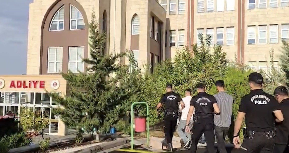 Yasa dışı bahis operasyonunda 11 şüpheli tutuklandı, yaklaşık 1 milyar TL belirlendi
