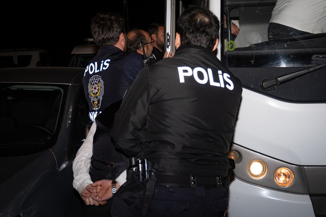 Ankara'da gece yarısı düğmeye basıldı! 68 gözaltı, 94 kadına işlem