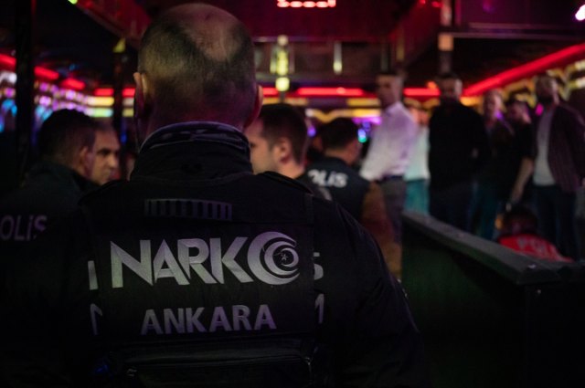 Ankara'da gece yarısı düğmeye basıldı! 68 gözaltı, 94 kadına işlem