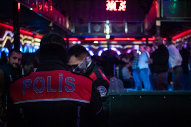 Ankara'da gece yarısı düğmeye basıldı! 68 gözaltı, 94 kadına işlem