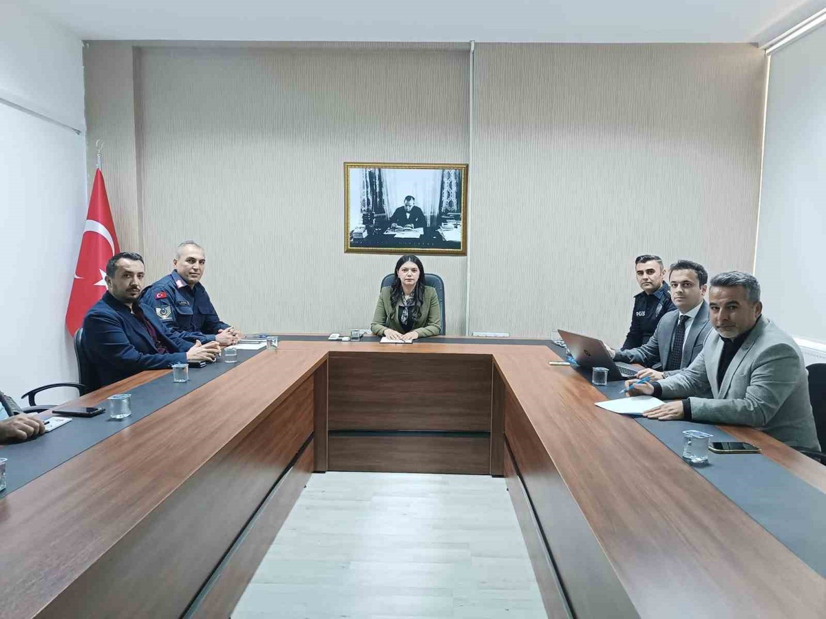 Denizli Baklan\'da çocuk ve gençleri bağımlılıklardan koruma toplantısı yapıldı