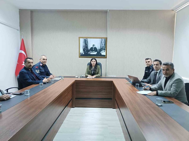 Denizli Baklan'da çocuk ve gençleri bağımlılıklardan koruma toplantısı yapıldı