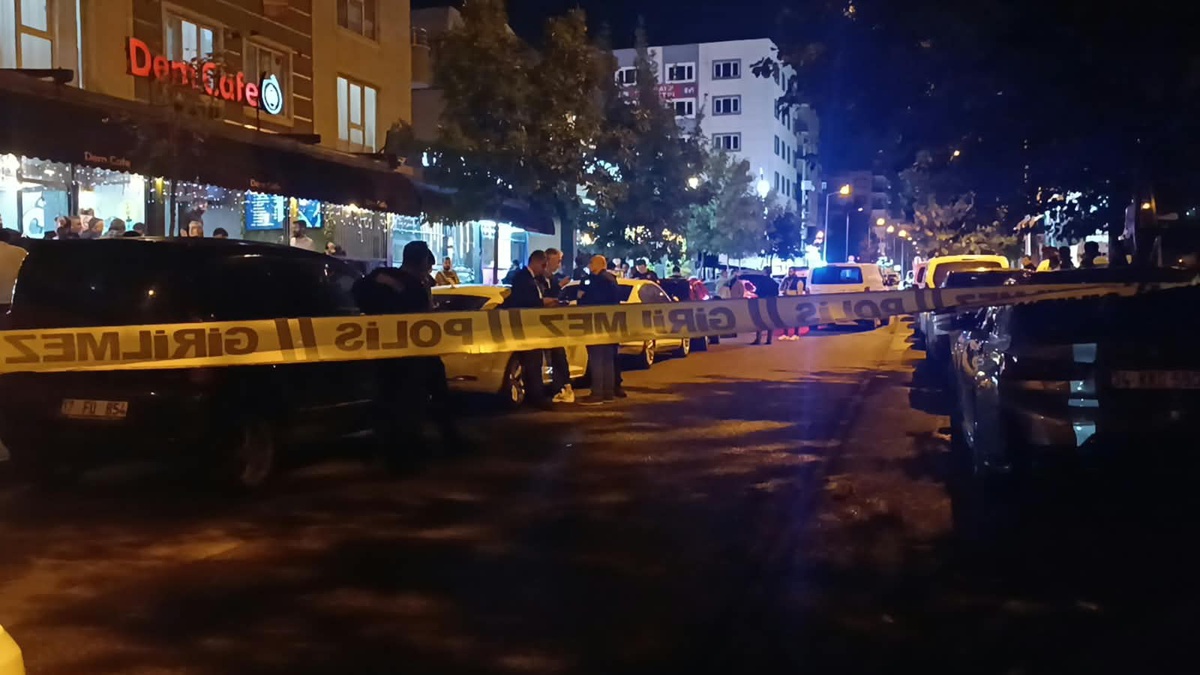 Batman\'da iş yerine ateş açan kar maskeli 2 kişi aranıyor, yaralanan olmadı