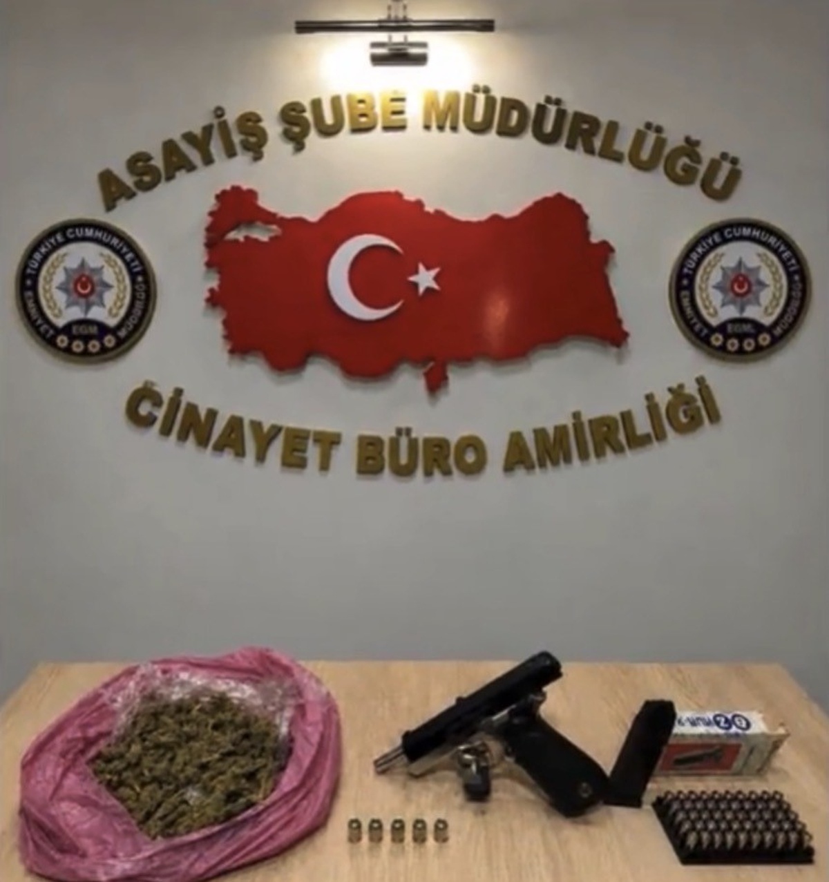 Bingöl\'de yürütülen polis çalışmalarında 22\'si aranan 40 şüpheli yakalandı