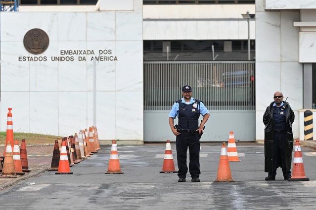 ABD, Brezilya'da seçim öncesi vize işlemlerini durdurdu, Avustralya elçiliği kapandı