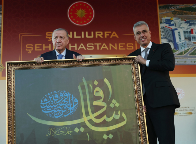 Cumhurbaşkanı Erdoğan: Milletin malına el uzatanların yanlarına kar kalmayacak