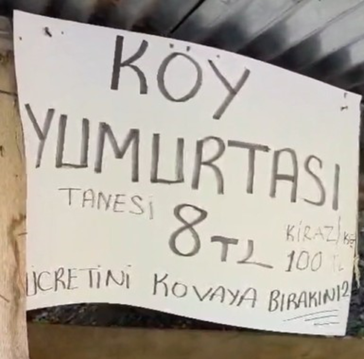 Erzurum İspir\'de satıcısız tezgahtan alışveriş yapan ikili 260 TL\'yi kovaya bıraktı