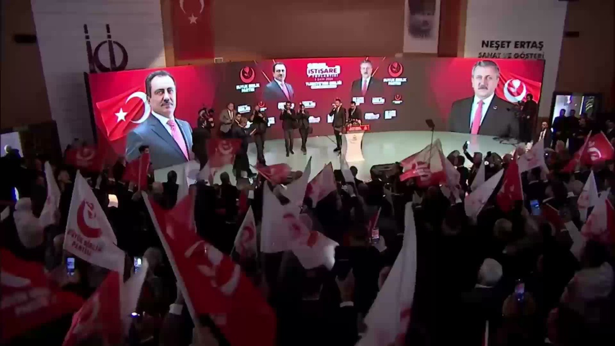 Fon soruşturması... BBP Genel Başkanı Destici: "Ne kadar hukuka aykırı bir durum varsa faillerin kimliğine bakılmaksızın gereği ifa edilmelidir"