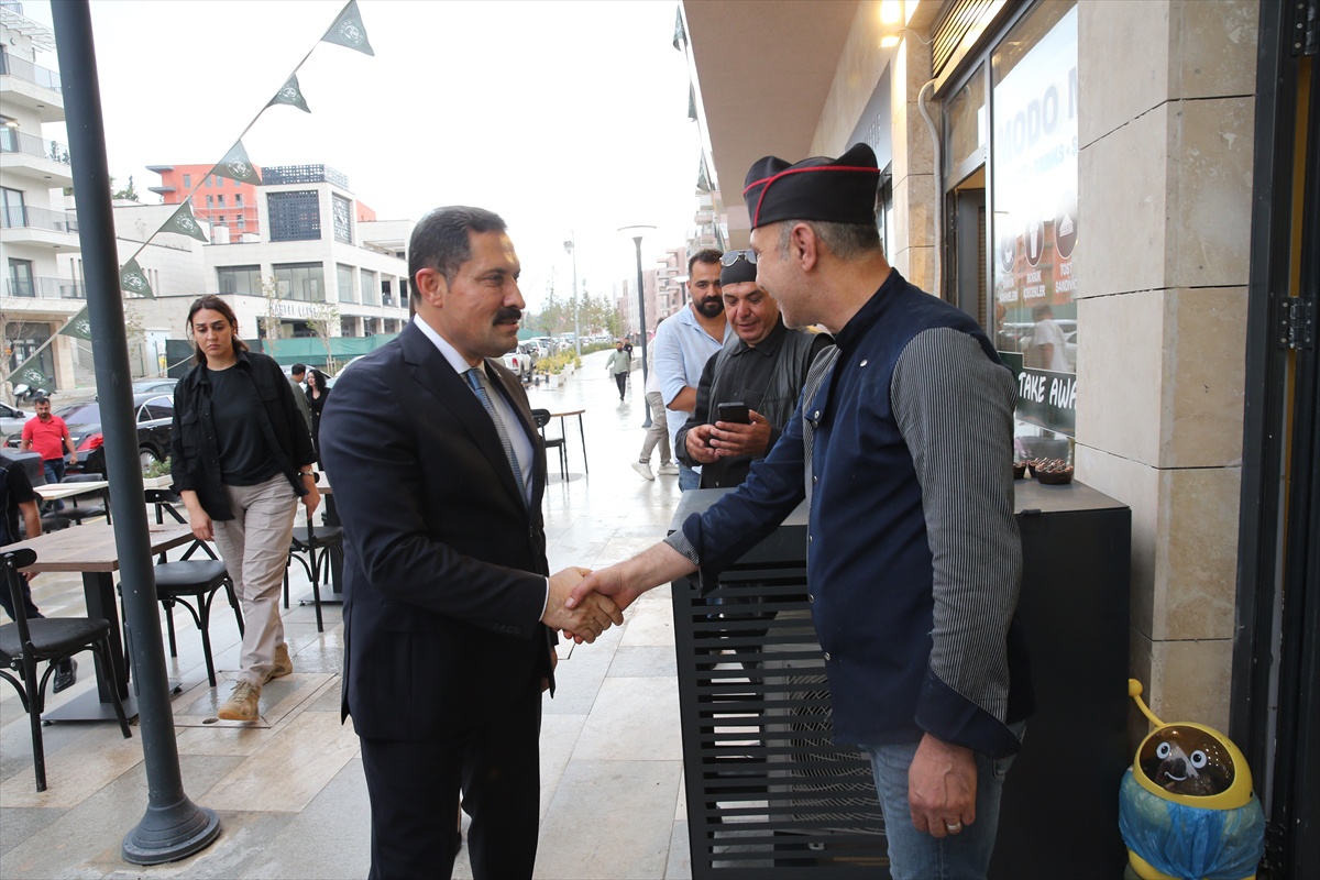 Hatay Antakya\'da Atatürk Caddesi\'nde 936 konut, 612 iş yeriyle hayat yeniden başladı
