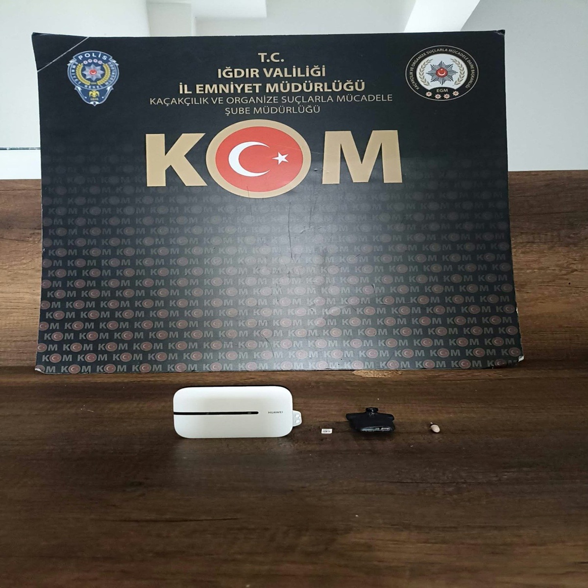 Iğdır\'da ehliyet sınavında kopya düzeneği ele geçirildi, şüpheli hakkında tahkikat açıldı