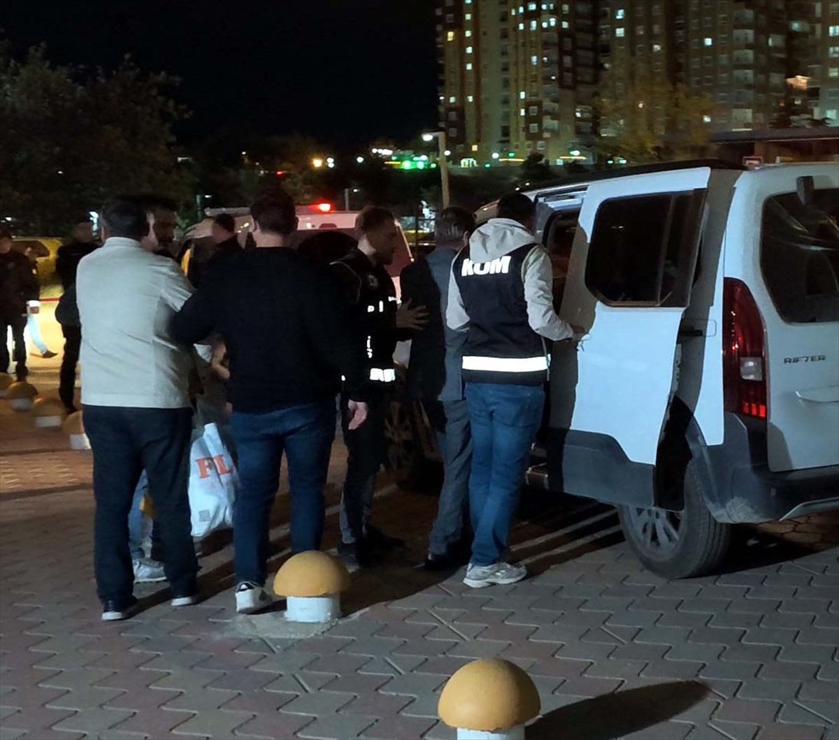 MASAK raporu rüşvet iddialarını destekledi, Kırıkkale\'de 3 belediye çalışanı tutuklandı