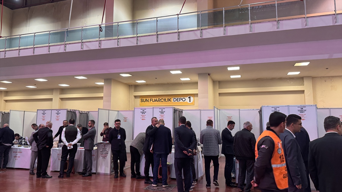 KTO organ seçimlerinin ilk aşaması başladı, Gülsoy ve Alkan\'ın listeleri yarışıyor