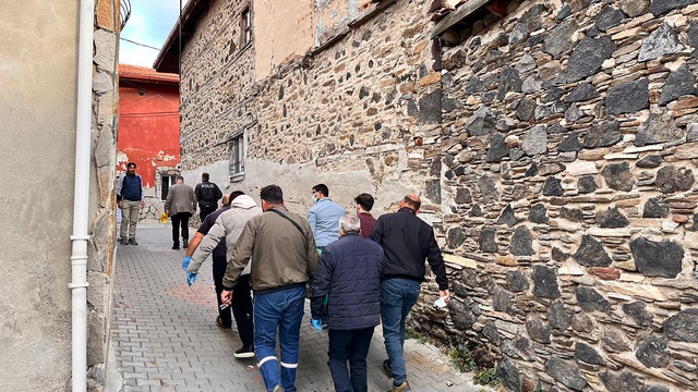 Manisa'da 2 gündür haber alınamıyordu! Evinde ölü bulundu