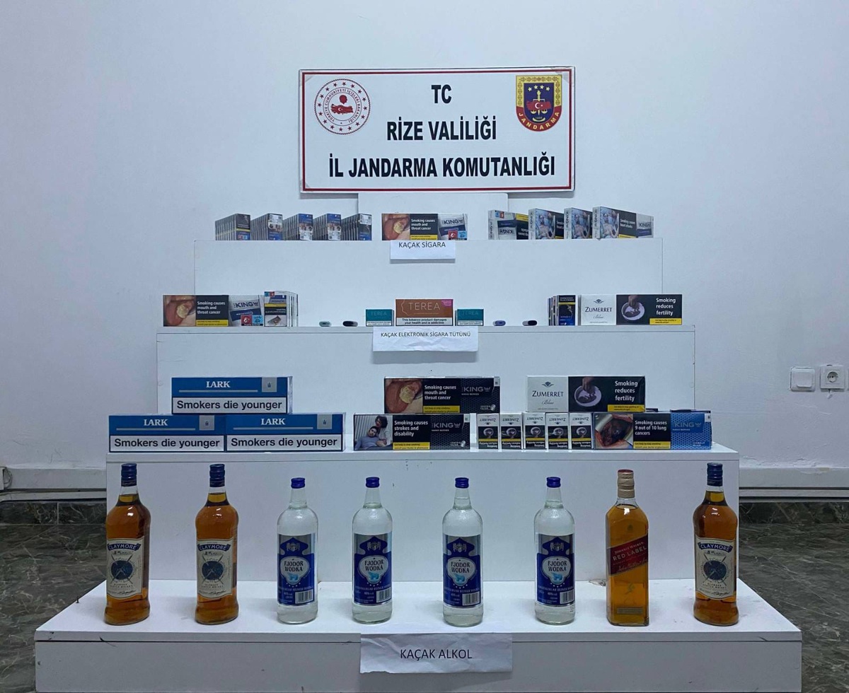 Jandarmanın Rize\'deki eylül operasyonlarında aranan 93 kişi yakalandı, 21 tutuklandı