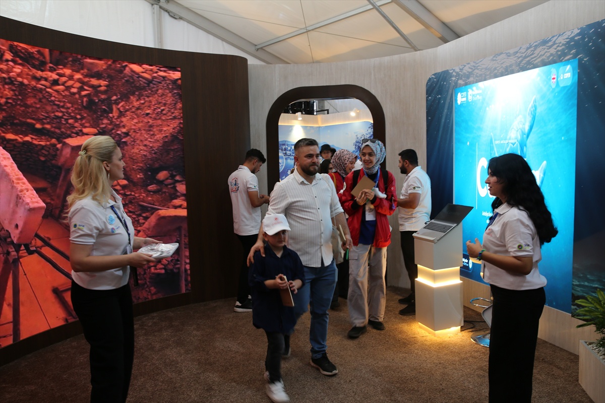 TEKNOFEST Güneydoğu\'da, Çevre Bakanlığı 14 stantla COP31 için bilgilendirme yapıyor