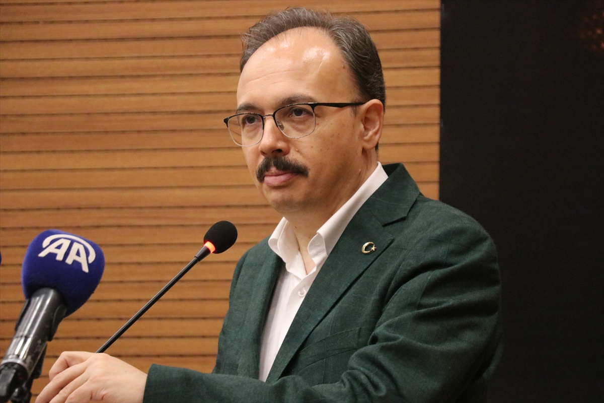Siirt\'te fıstık festivalinde Vali Kızılkaya yaklaşık 32 bin ton rekolte bekliyor