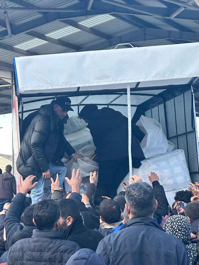Depremde Türkiye'ye yardıma koşan Serkan Eren'e İran'da 10 yıl hapis! Eşi Türkiye'den yardım istedi