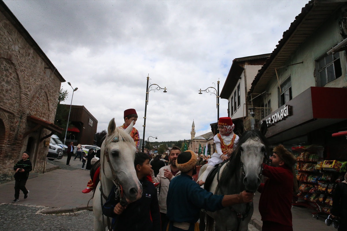Tokat\'ta Amin Alayı ve Bed-i Besmele töreni 660 öğrenci için düzenlendi